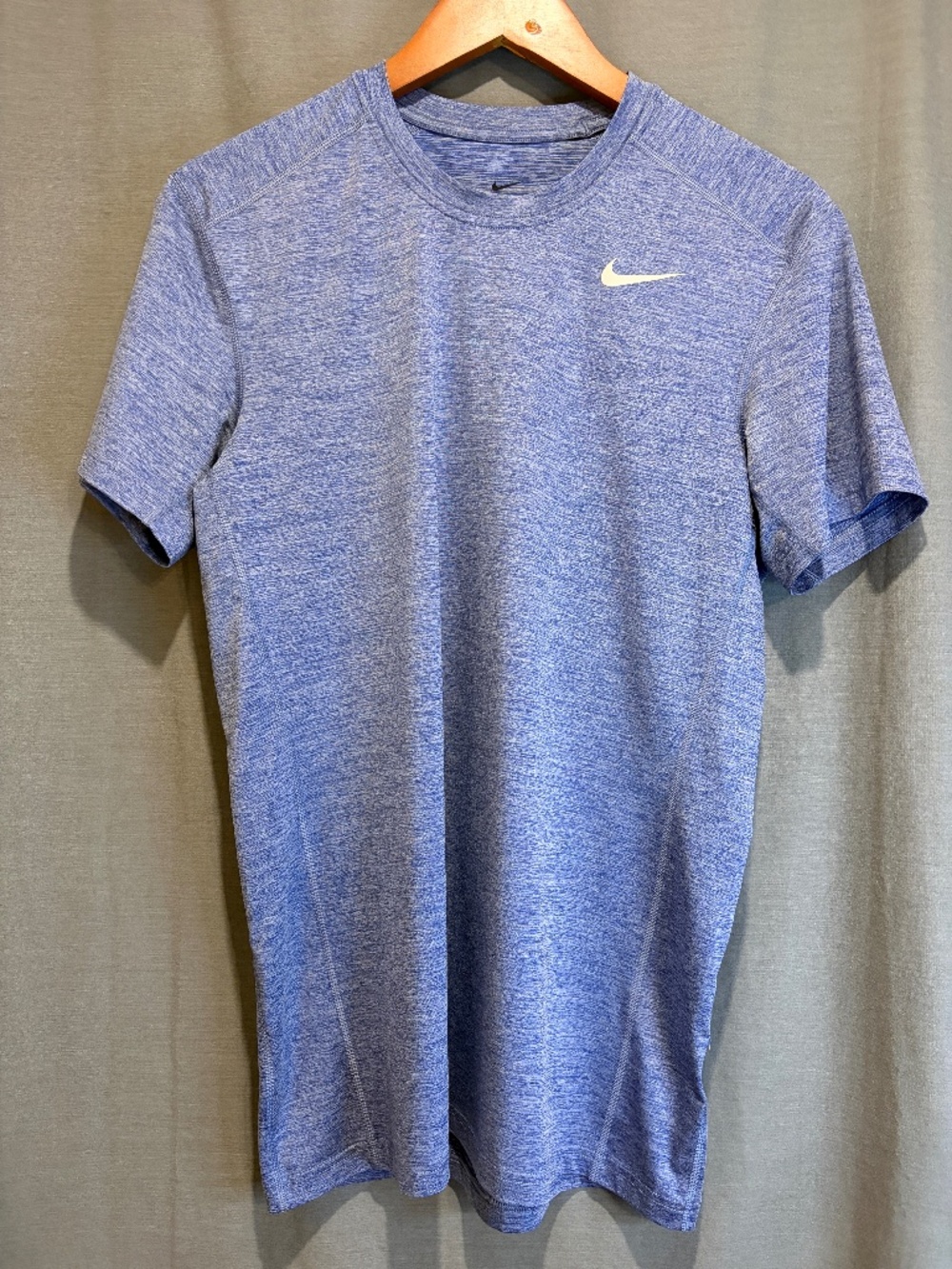 Nike Dri-Fit Men's Medium Blue Short Sleeve T-Shirt Athletic Running Performance